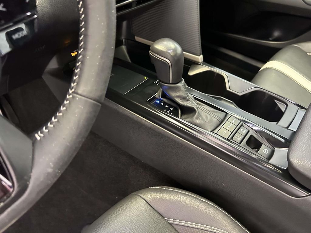 Certified Used 2025  Toyota SE image 20