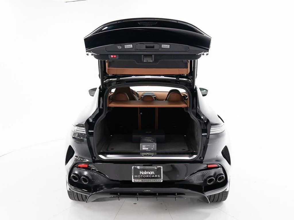 New 2026 Q Oberon Black Aston Martin 707 image 44