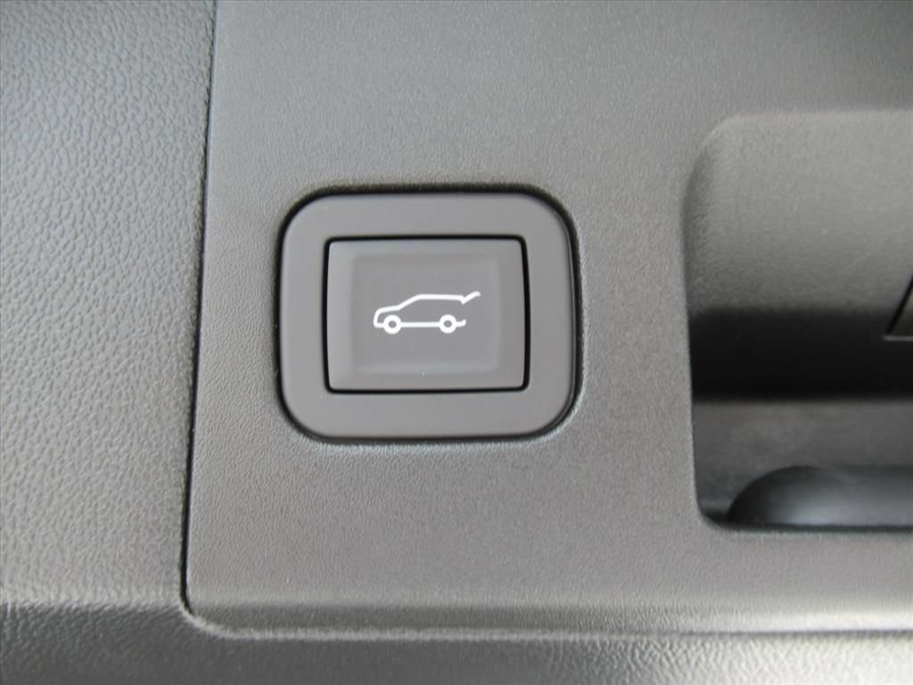 New 2026 Stellar Black Metallic Cadillac Premium Luxury image 34