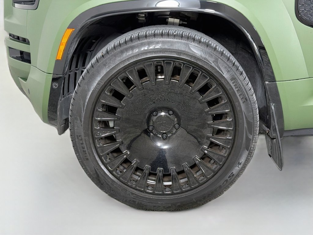 Used 2026 Black Land Rover OCTA Black image 33