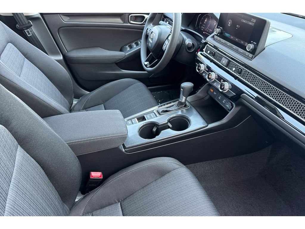 New 2026 Platinum White Pearl Honda LX image 39
