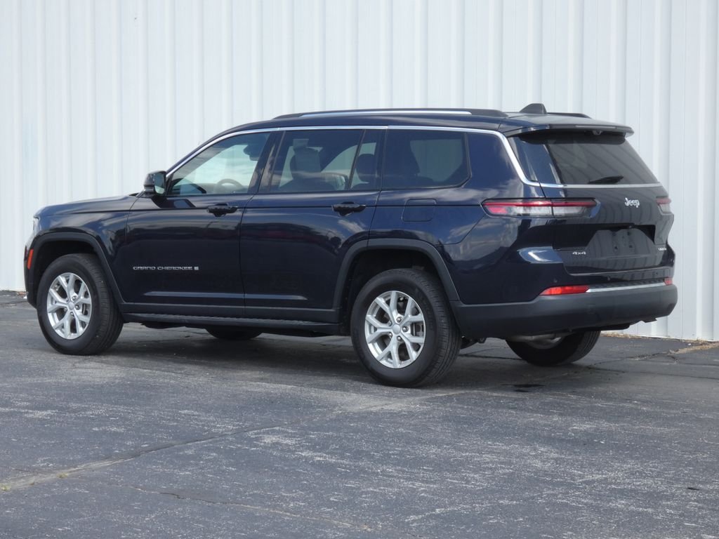 Used 2023 Black Jeep Limited image 41