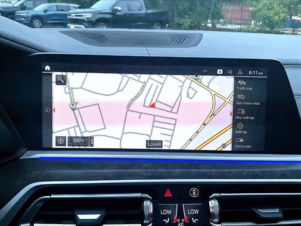 Used 2022 Gray BMW xDrive40i image 27