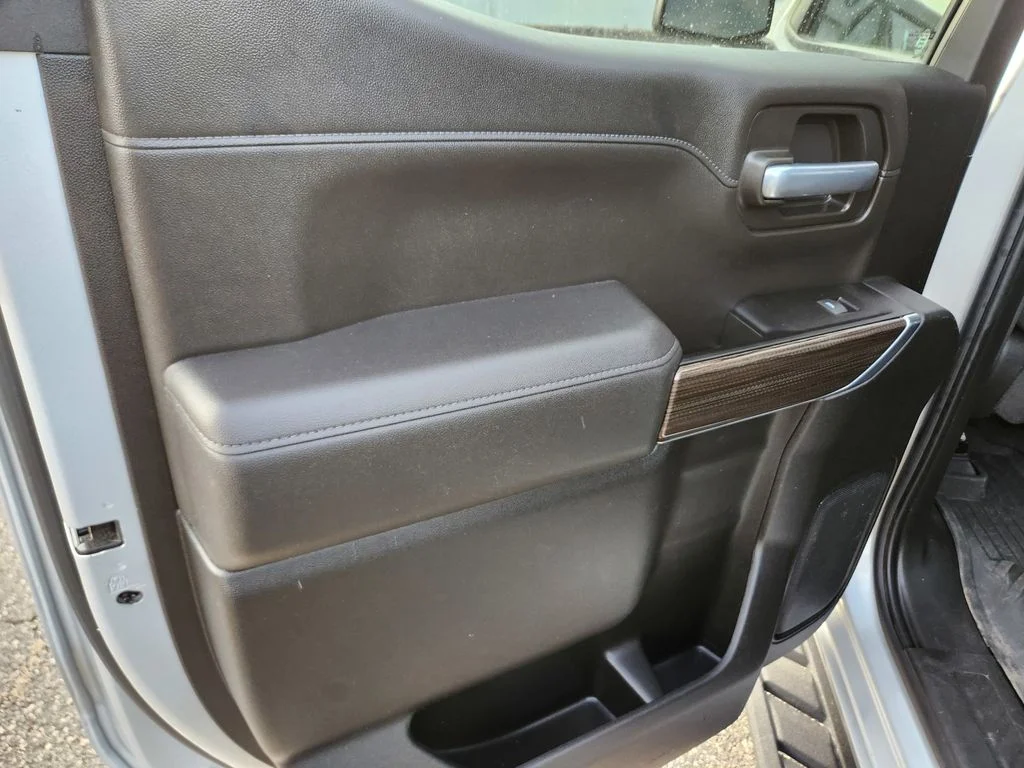 Used 2022 Silver Chevrolet Trail Boss Crew 4X4 image 35