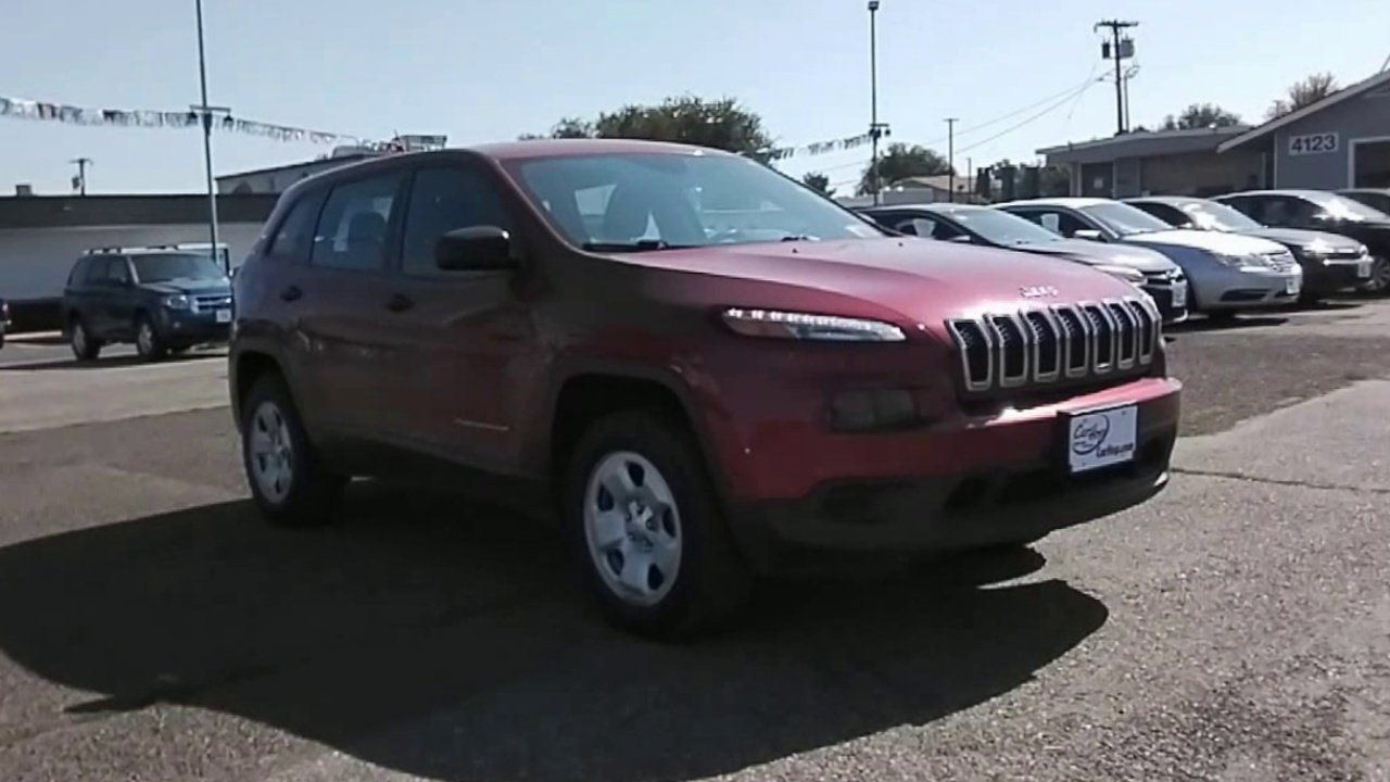 2016 Jeep Cherokee Sport photo 3