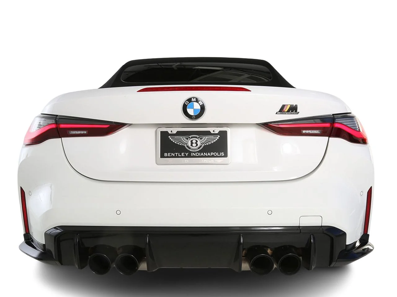 Used 2022 White BMW Competition image 3