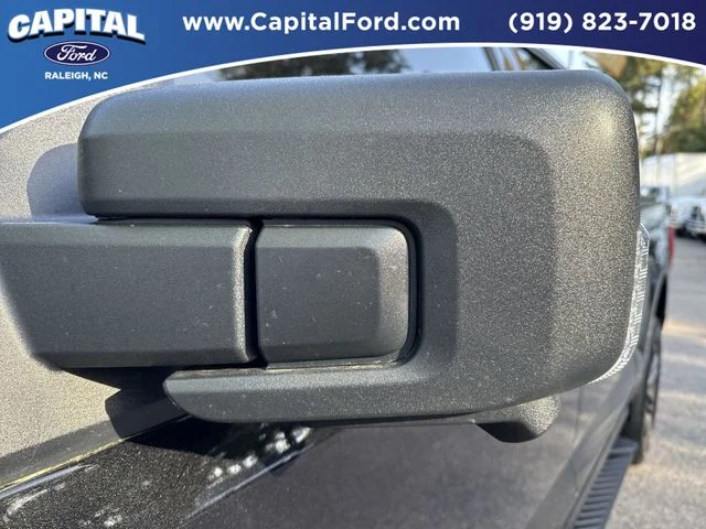 Used 2023 Black Ford XLT image 14