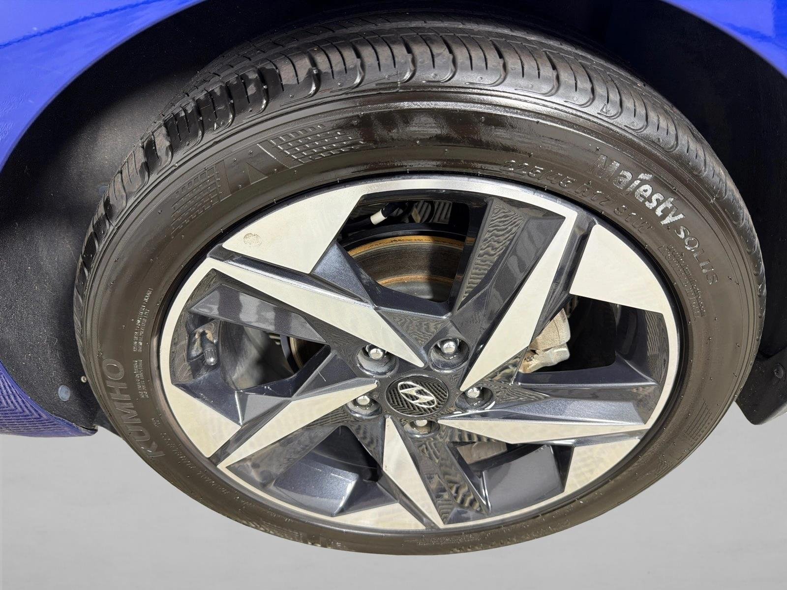 Used 2023 Intense Blue Hyundai Limited image 21
