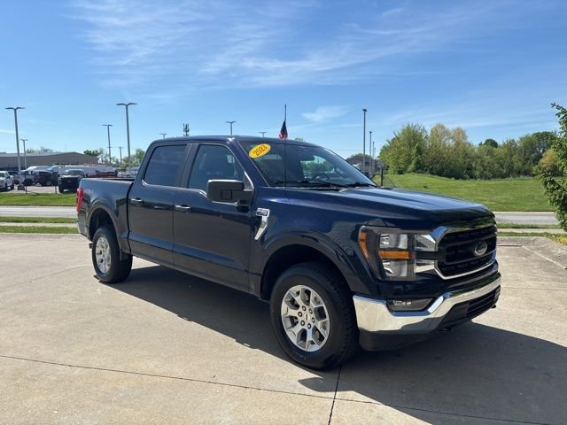 Used 2023 Blue Ford XLT image 32
