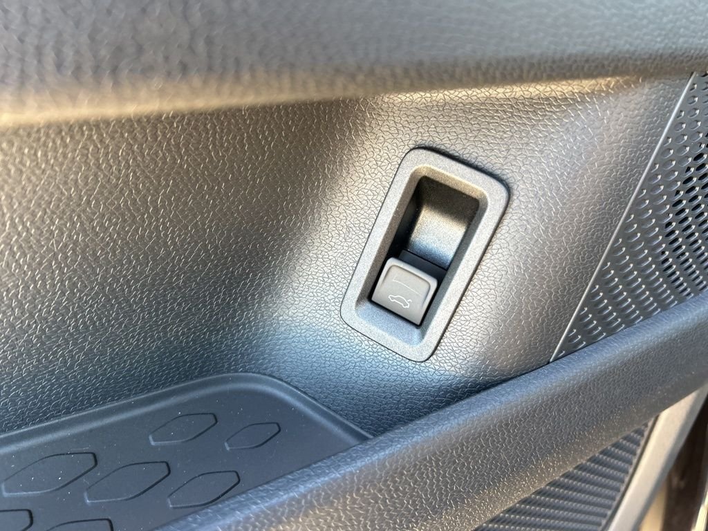 2025 Volkswagen ID. Buzz PRO S - Photo 14