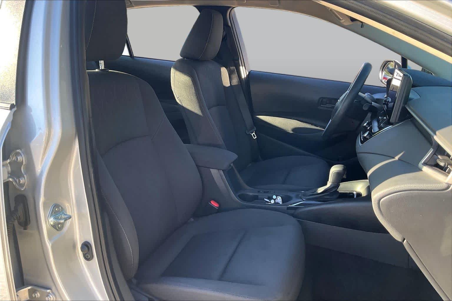 Used 2024 Classic Silver Metallic Toyota LE image 9