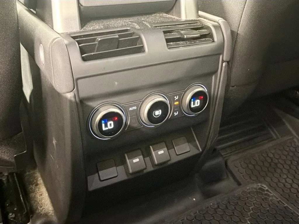 Used 2023 Gray Land Rover Standard image 25