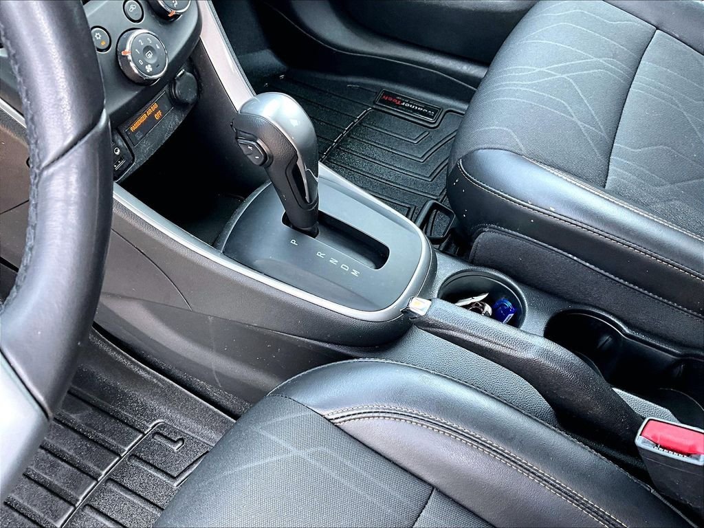 Used 2021 Red Chevrolet LT image 20