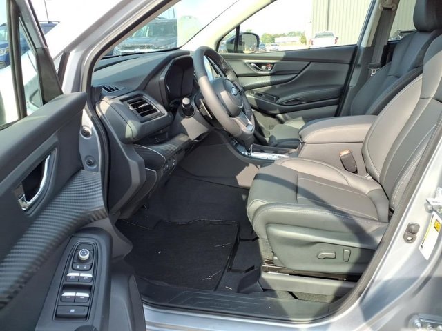 New 2026 ICE SILVER METALLIC Subaru Premium 7-Passenger image 16