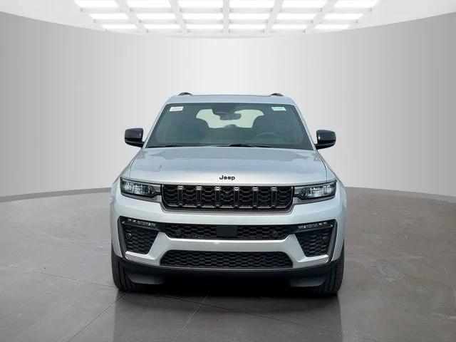 New 2026 Silver Zynith Jeep 85th Anniversary Edition image 2