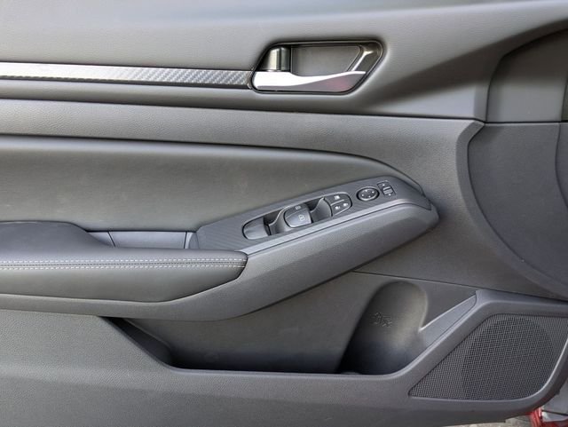 2025 Nissan Altima SV - Photo 18