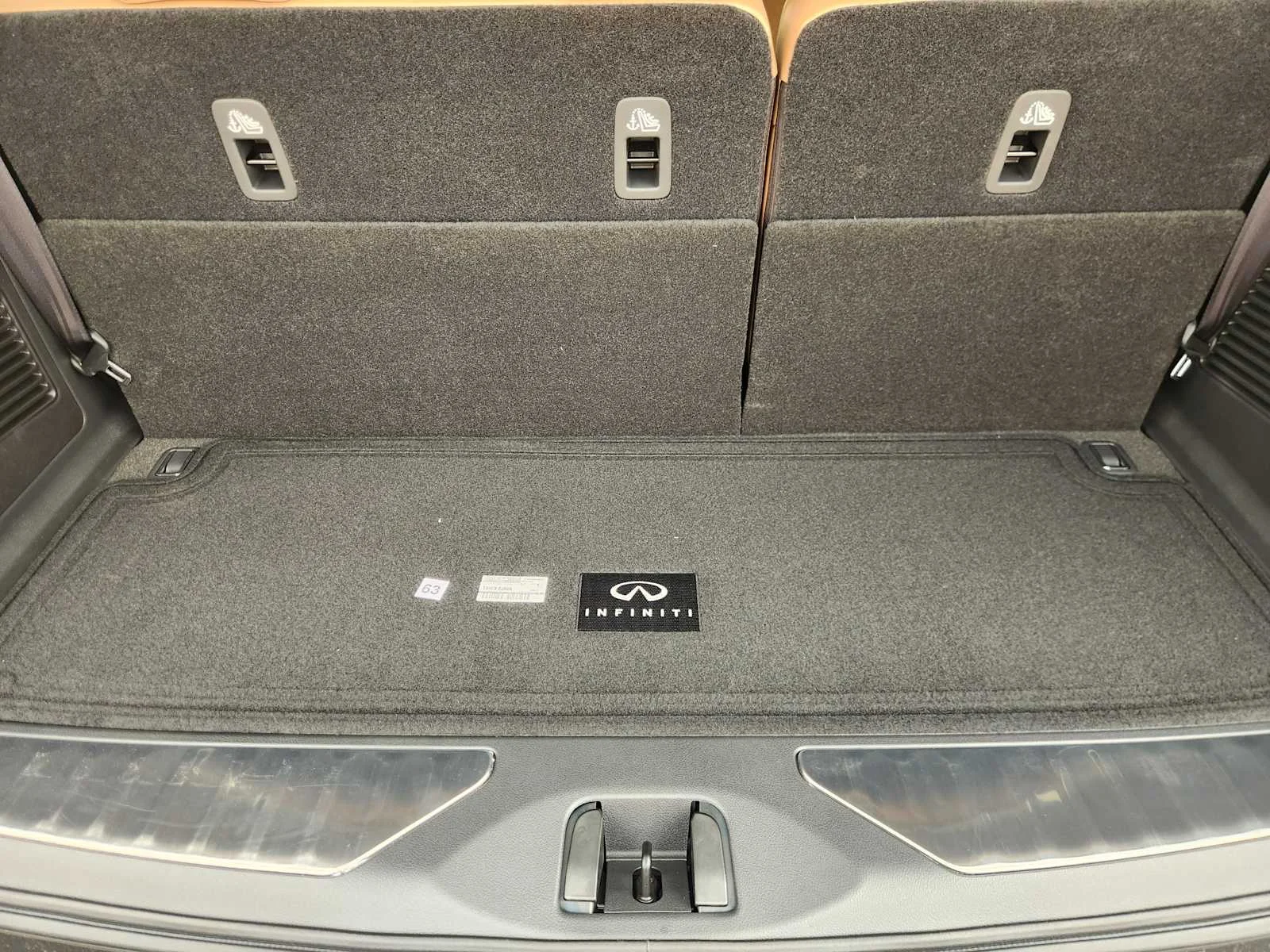 New 2026 BLACK OBSIDIAN INFINITI Luxe 2WD image 21