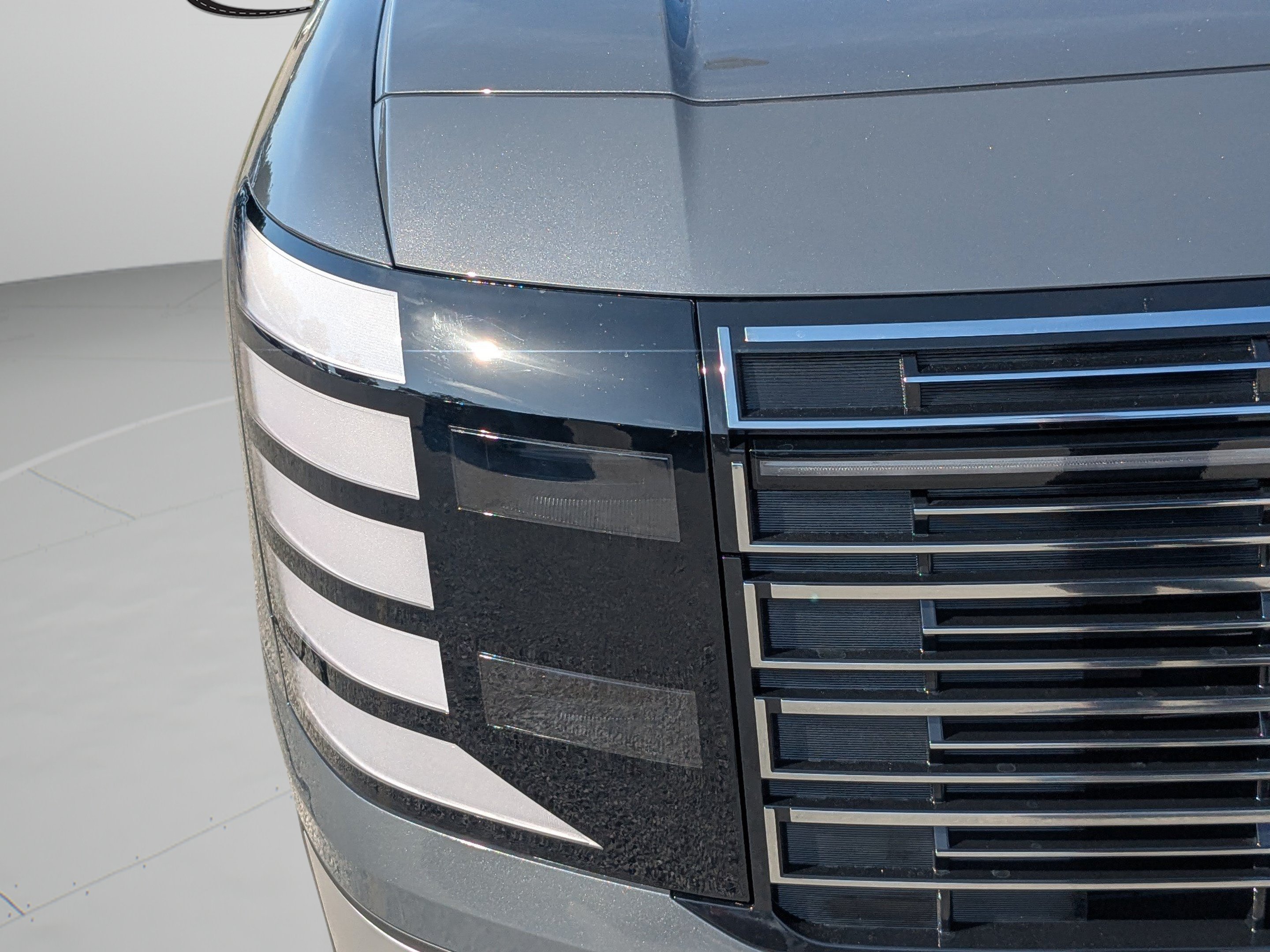 New 2027 Ecotronic Gray Pearl Hyundai SEL Premium FWD image 9
