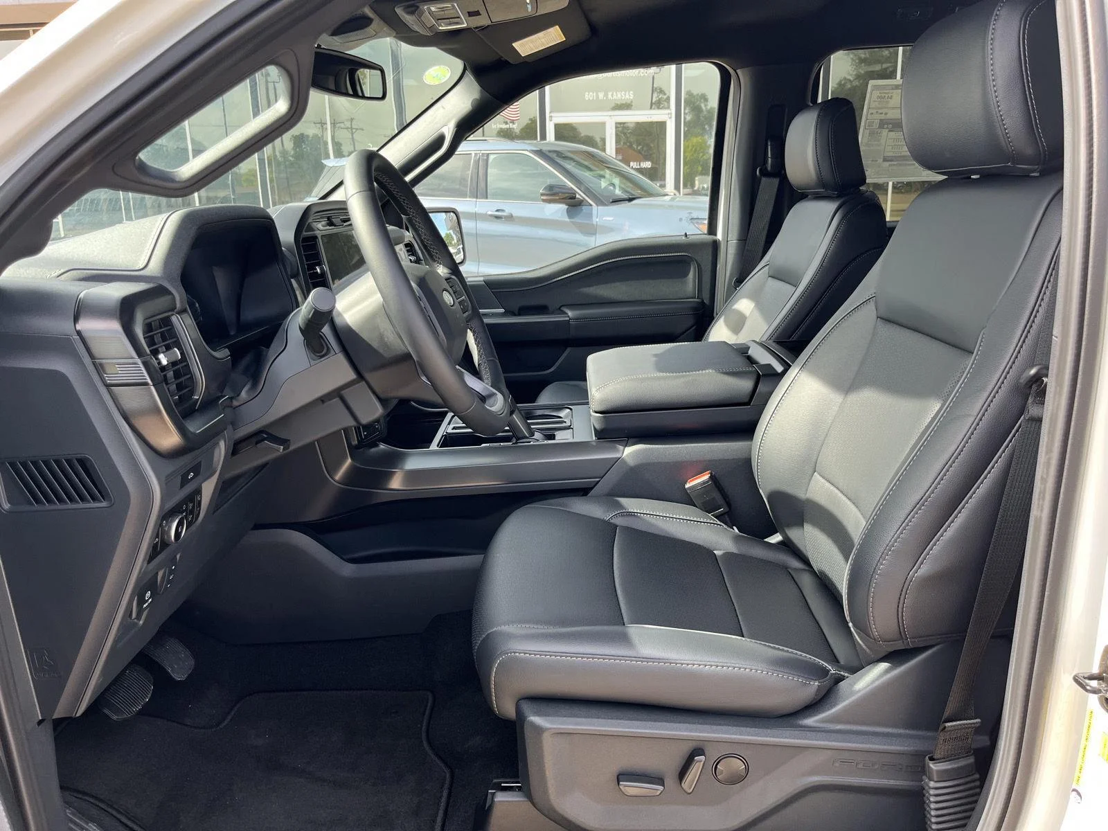 New 2026 Star White Metallic Tri-Coat Ford Lariat® image 16