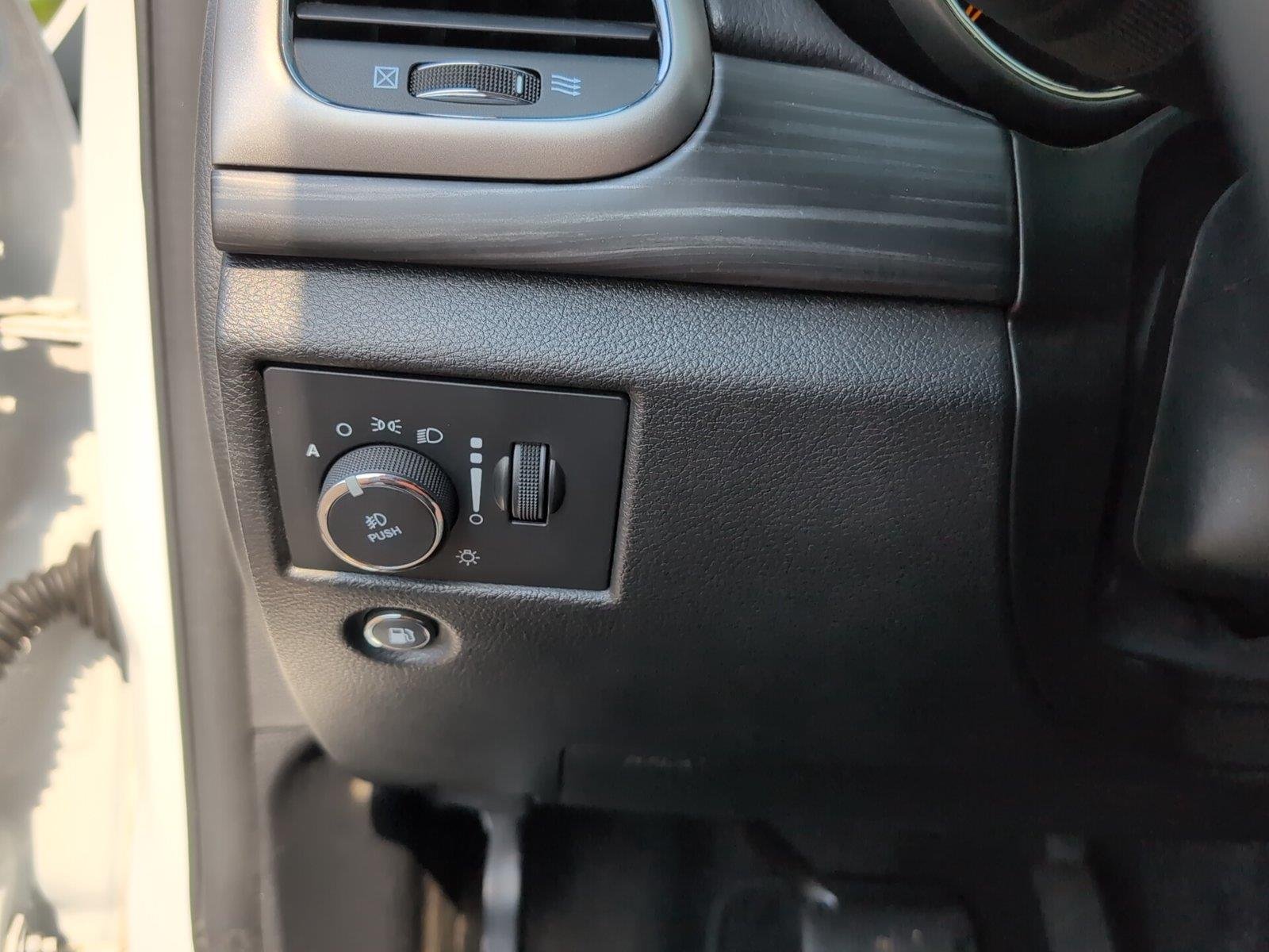 Used 2022 Bright White Clearcoat Jeep Laredo X image 28