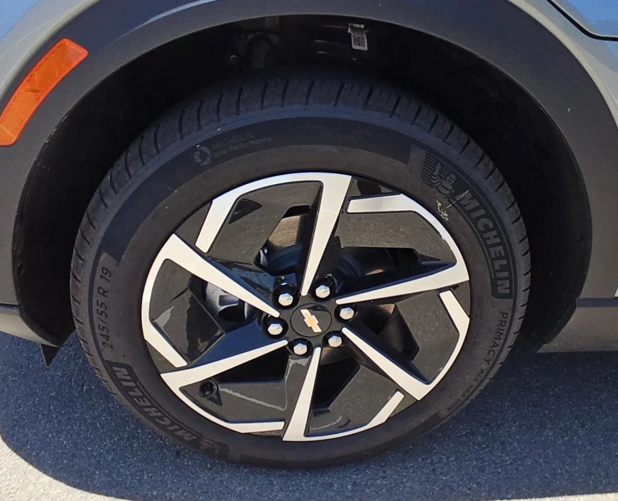 Used 2026 Sterling Gray Metallic Chevrolet LT image 25