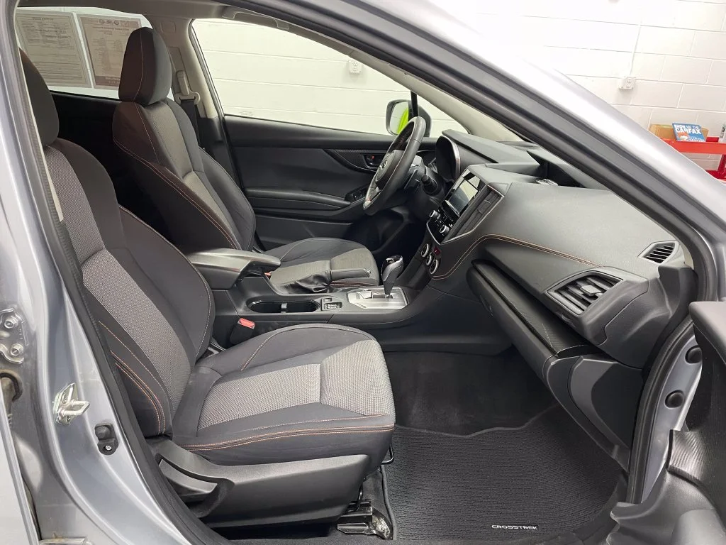 Used 2023 Ice Silver Metallic Subaru Premium image 11