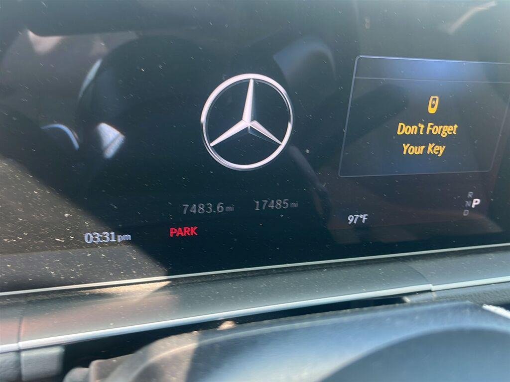 Certified Used 2025 MANUFAKTUR Moonlight White Metallic Mercedes-Benz GLS 450 image 6