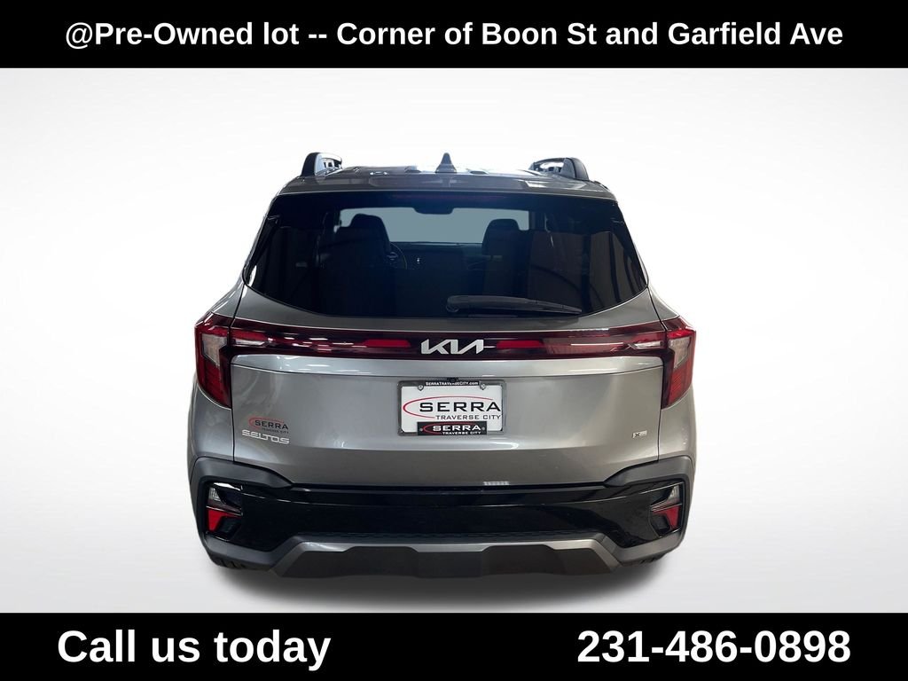 Used 2024 Gray Kia X-Line image 4