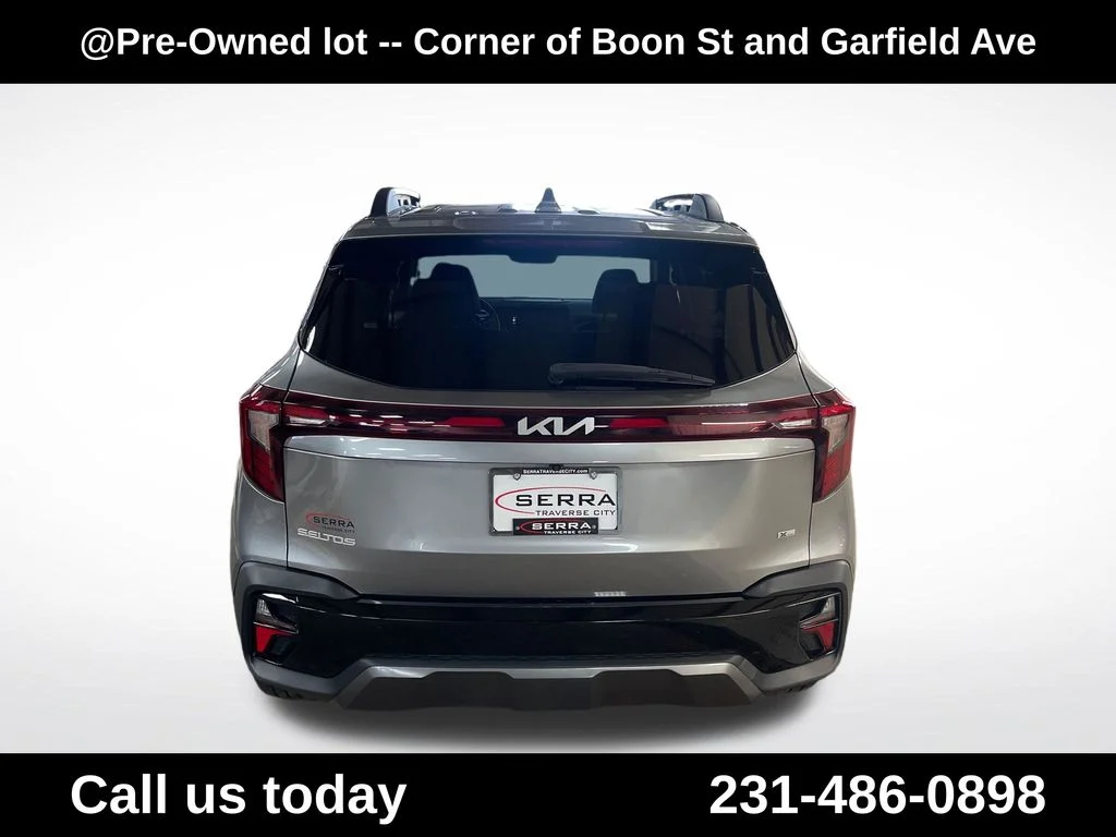 Used 2024 Gray Kia X-Line image 4