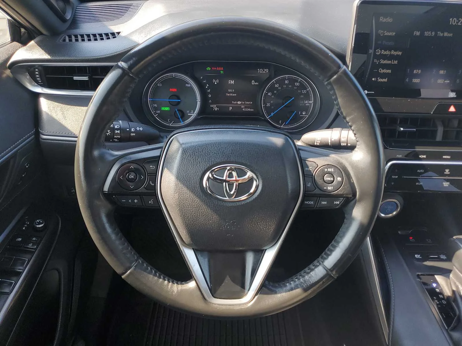 2022 Toyota Venza Limited - Photo 16