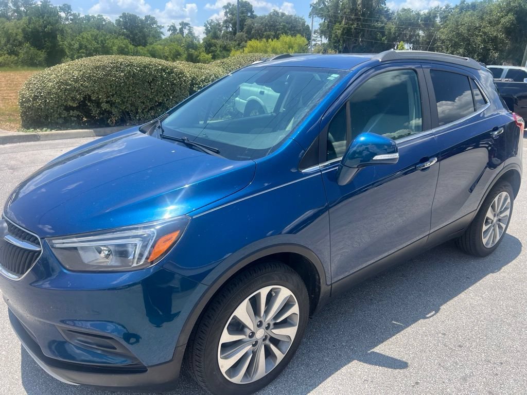 2019 Buick Encore Preferred's photo