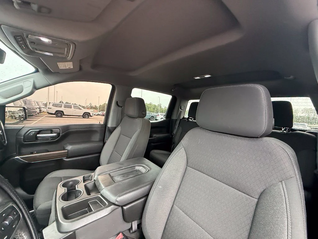 Used 2021 Gray Chevrolet LT image 23