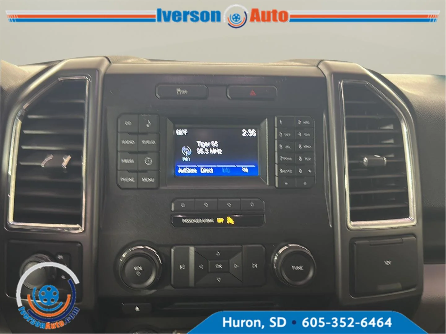 Used 2017 Race Red Ford XLT image 24