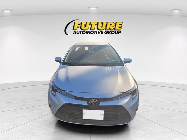 Used 2023 Silver Toyota LE image 2