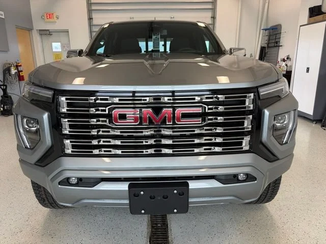 2026 GMC Canyon Denali - Photo 2