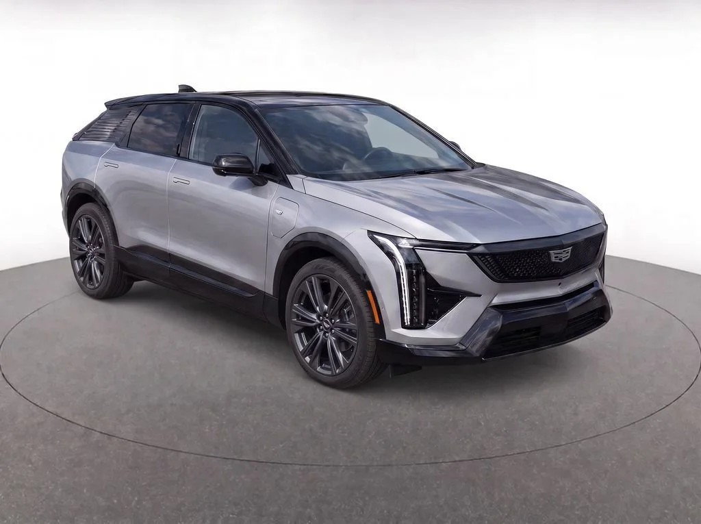 Used 2025 Cadillac OPTIQ Sport 2 with VIN 3GYK3GMR1SS157852 for sale in Saginaw, MI