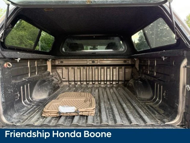 Used 2015 Brown GMC SLE1 image 41