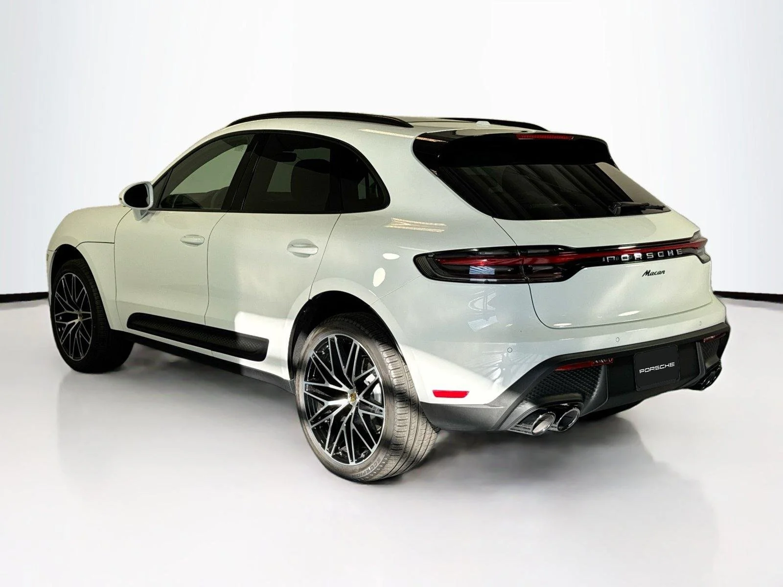 Certified Used 2026 White Porsche  image 3