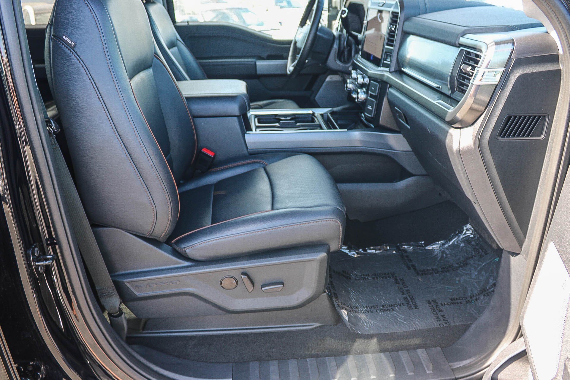 2025 Ford F-250 Super Duty Lariat - Photo 16