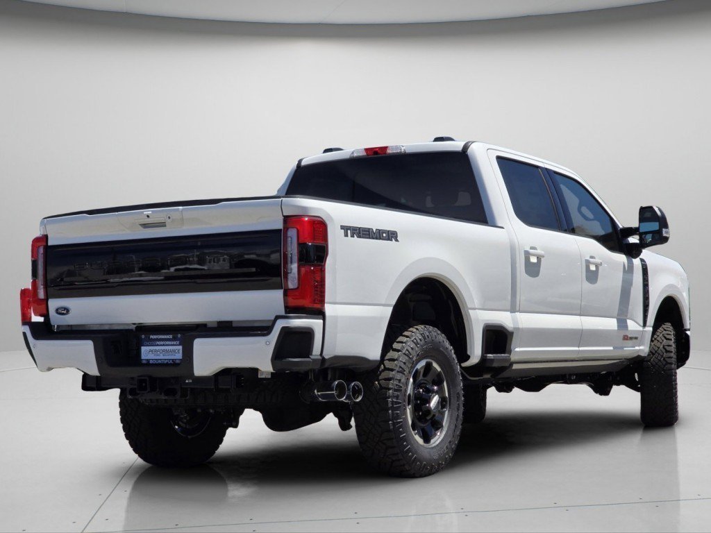 New 2026 Star White Metallic Tri-Coat Ford Platinum image 27