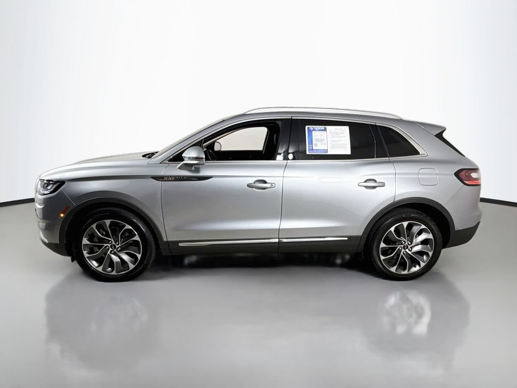 Used 2022 Silver Radiance Metallic Clearcoat Lincoln Reserve image 9