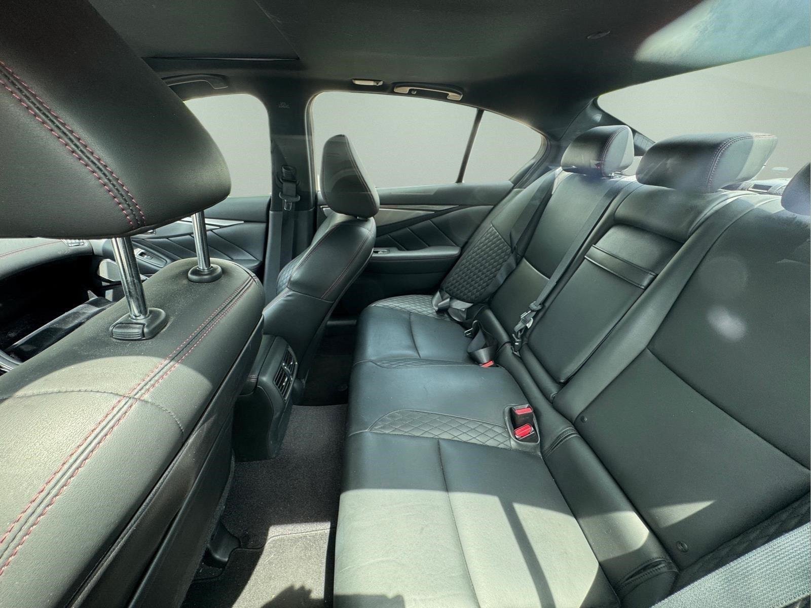 Used 2018 Iridium Blue INFINITI RED SPORT 400 image 7
