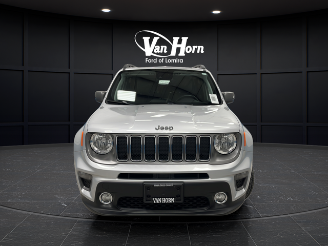 Used 2021 Glacier Metallic Clearcoat Jeep Limited image 2