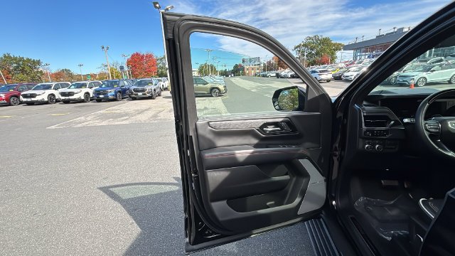 2025 GMC Yukon AT4 Ultimate - Photo 23