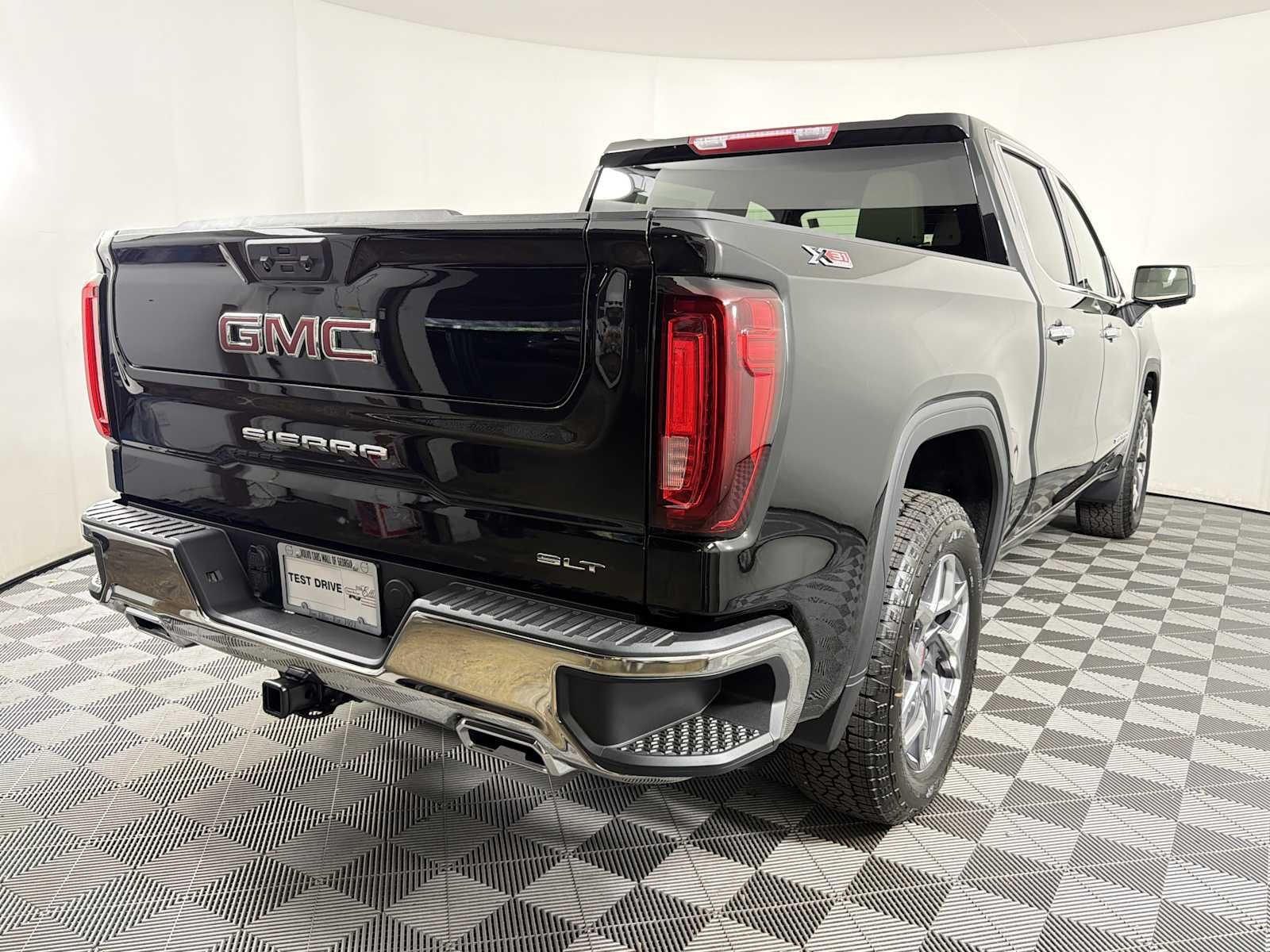 New 2026 Onyx Black GMC SLT image 6