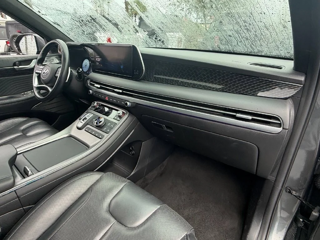 Used 2024 Gray Hyundai Calligraphy image 20