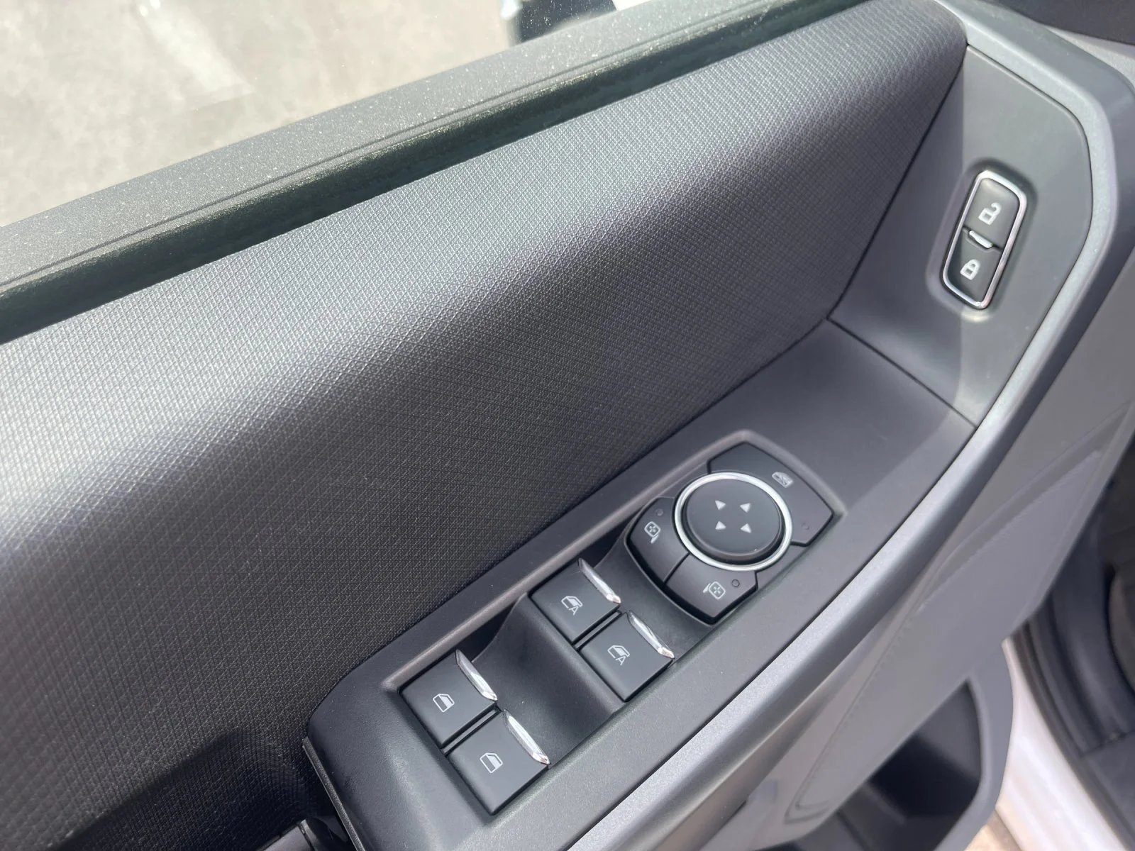 Used 2021 White Ford XLT image 13