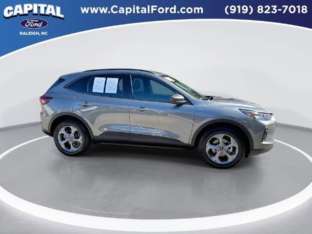 Used 2025 Gray Ford ST-Line image 9