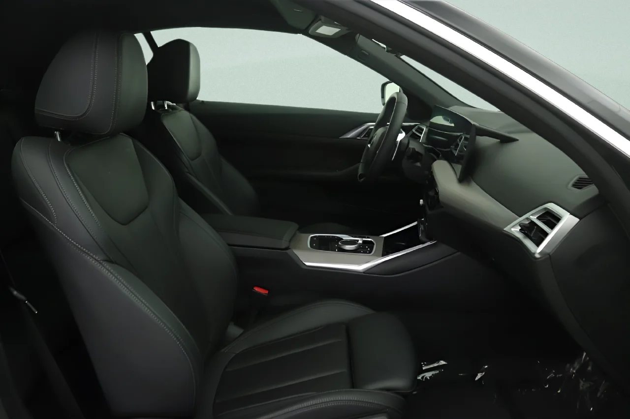 Used 2026 Black BMW 430i 2D Convertible image 28