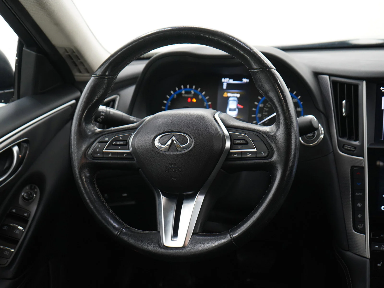 Used 2020 Graphite Shadow INFINITI Sport image 14